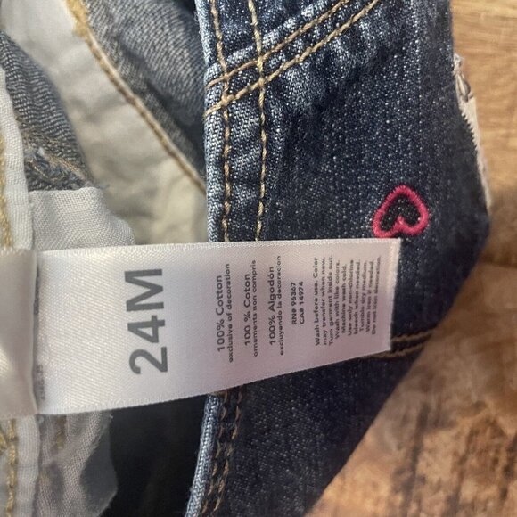 Oshkosh B'Gosh Girls 24 Months Vestbak Denim Bib Overalls Hearts Embroidered - Picture 8 of 9